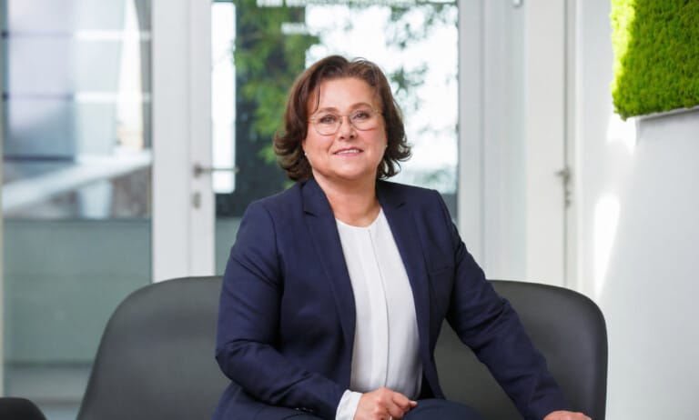 Yvonne Faber