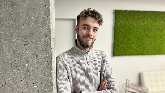 Paul, Ausbildung zum Kaufmann für Spedition und Logistikdienstleistung